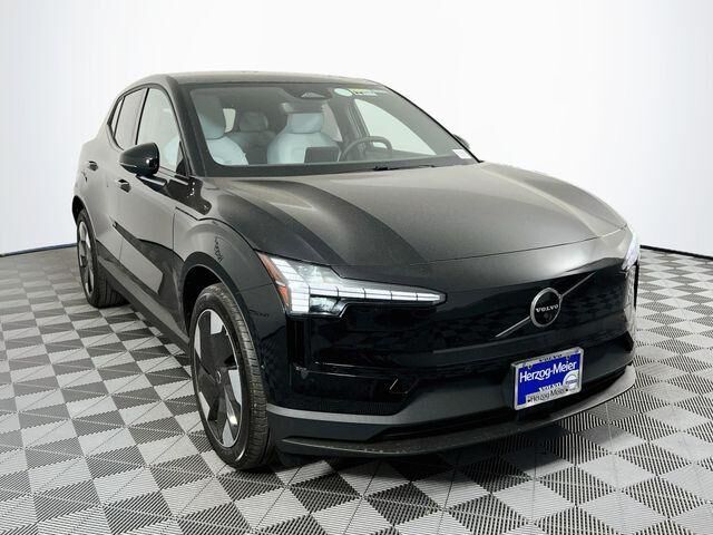 2026 VOLVO EX30