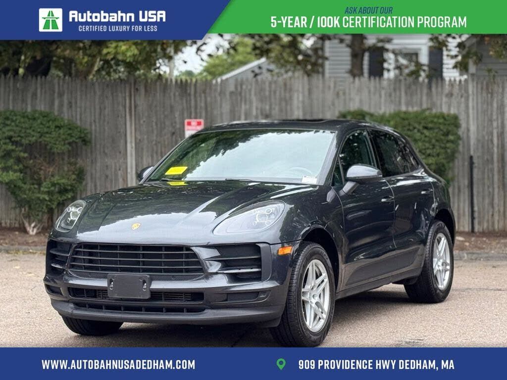 2020 PORSCHE Macan