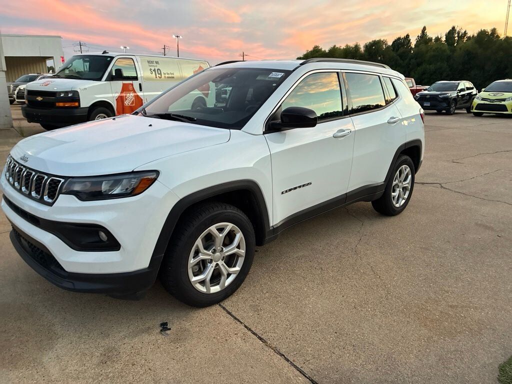 2024 JEEP Compass