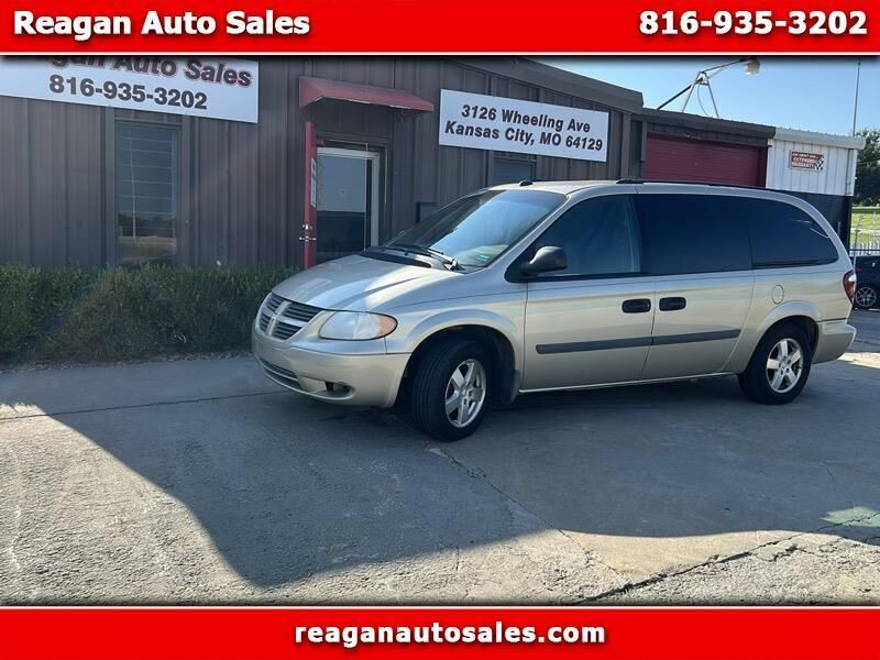 2005 DODGE Caravan