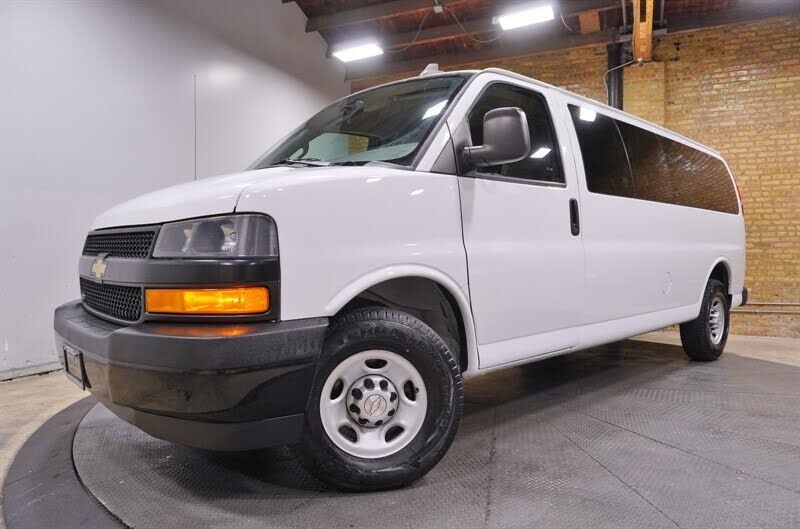 2021 CHEVROLET Express