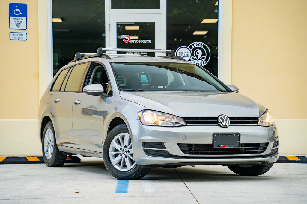 2016 VOLKSWAGEN Golf SportWagen