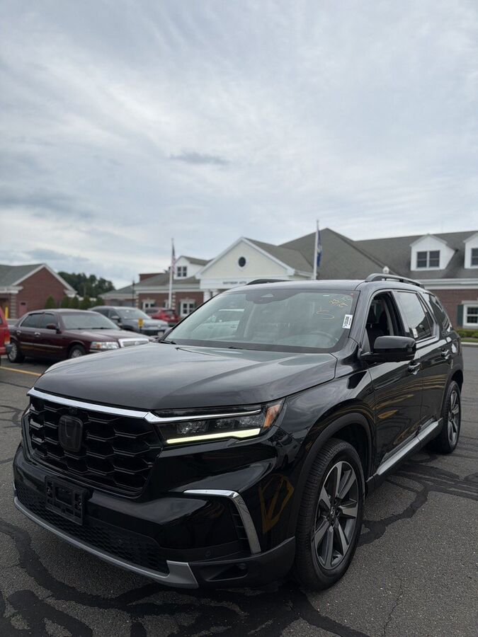 2023 HONDA Pilot