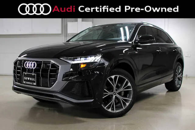2023 AUDI Q8