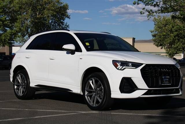 2022 AUDI Q3