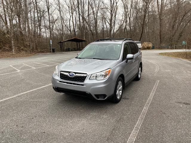 2015 SUBARU Forester