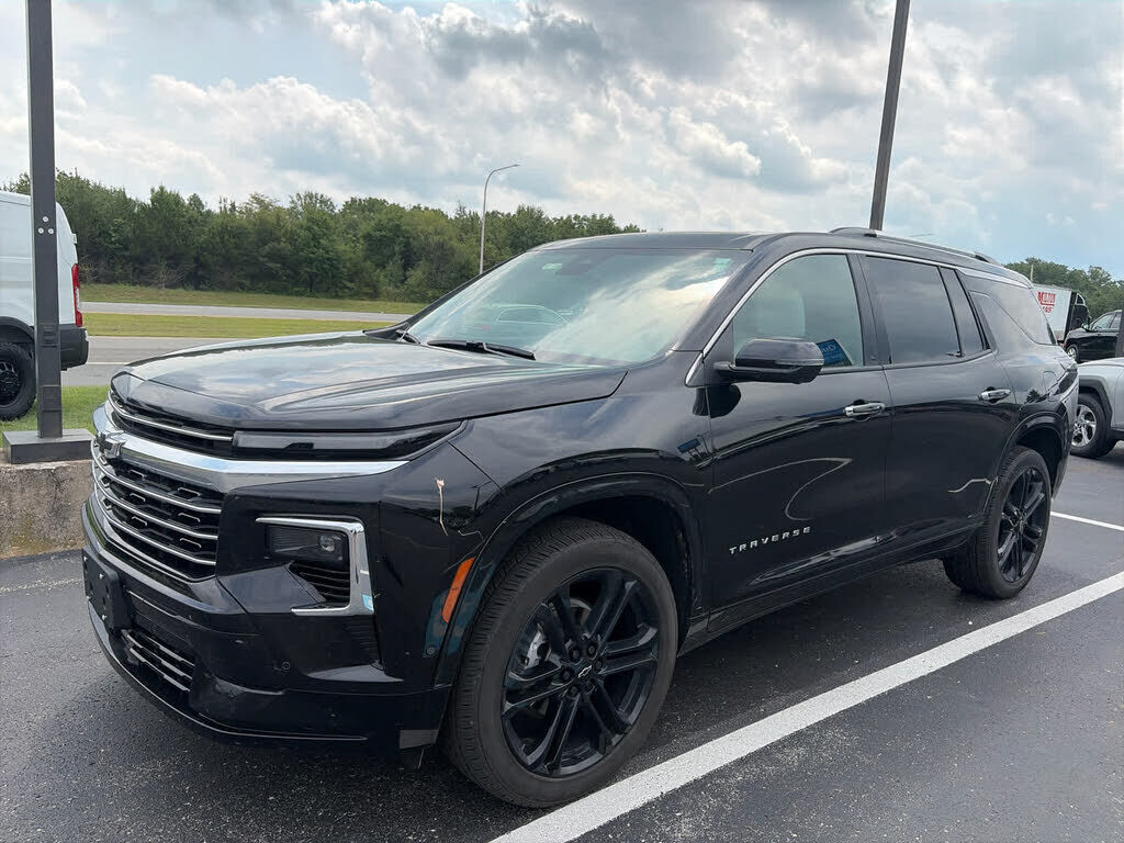 2026 CHEVROLET Traverse