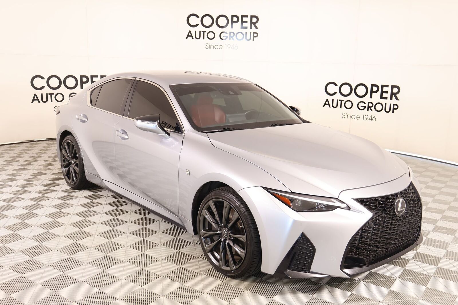 2021 LEXUS IS