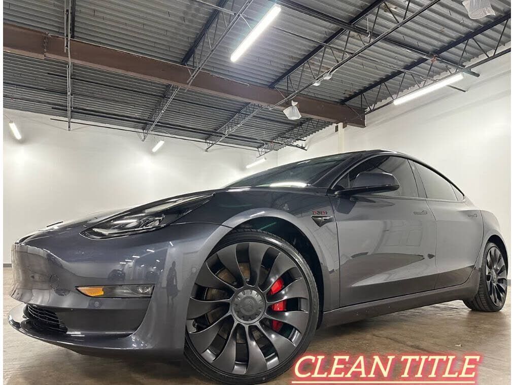 2022 TESLA Model 3
