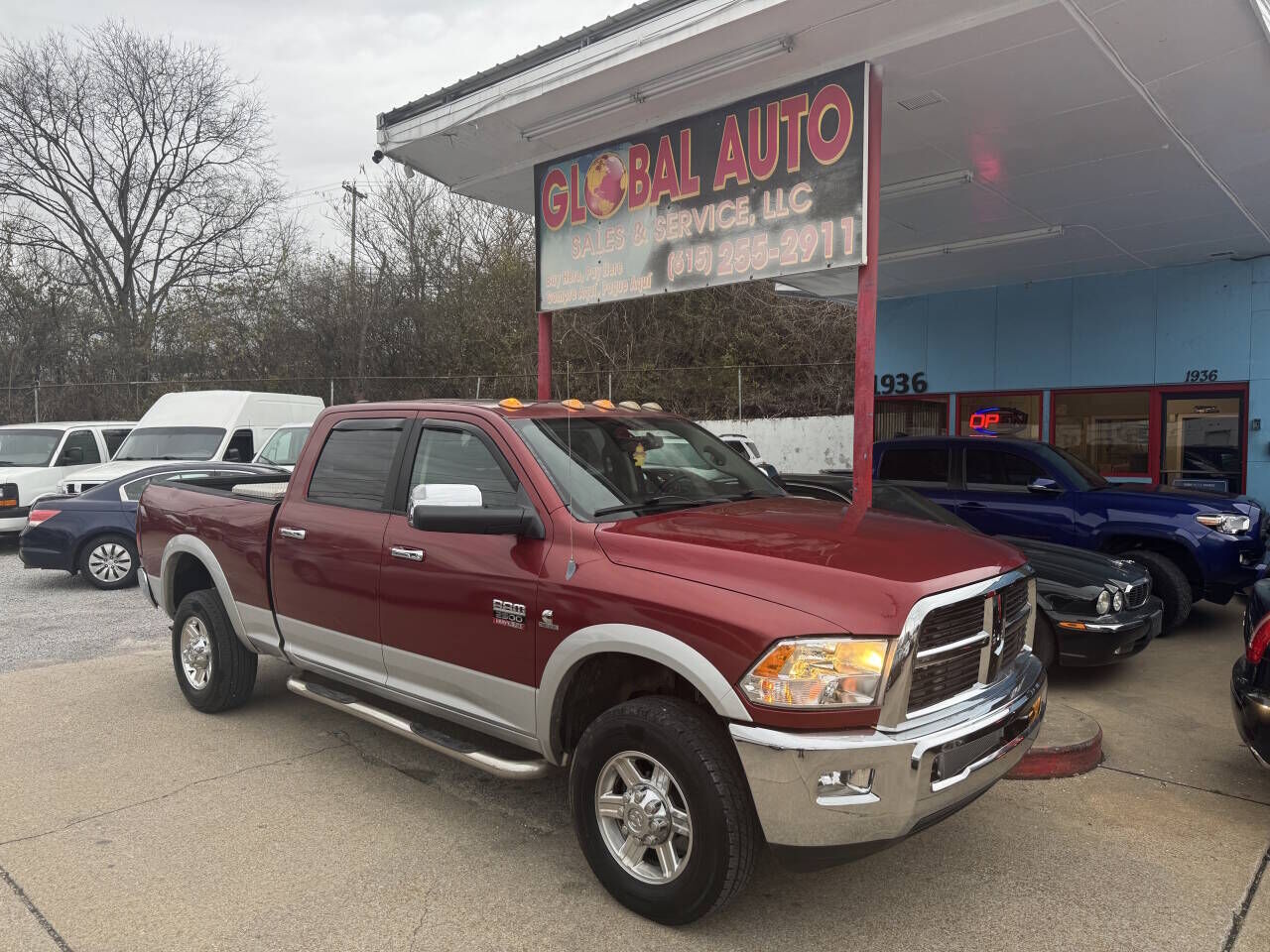 2012 DODGE Ram