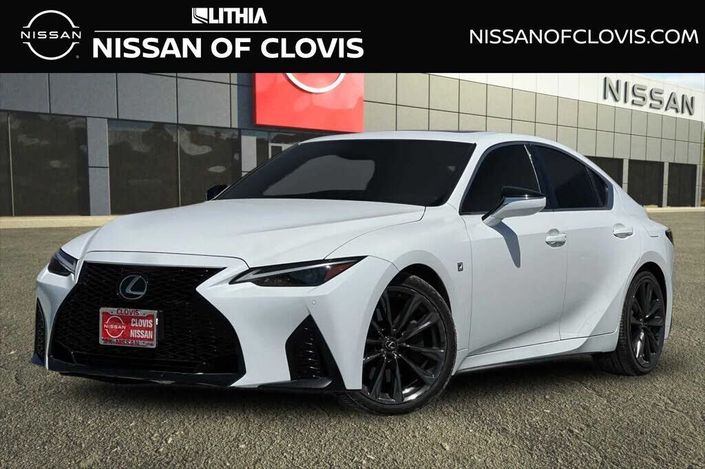 2023 LEXUS IS