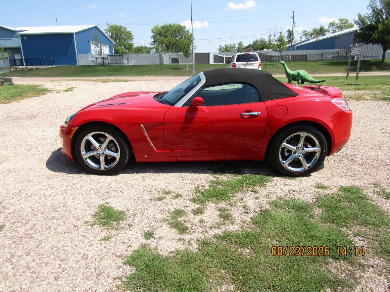 2008 SATURN Sky