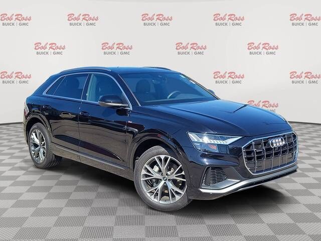 2021 AUDI Q8