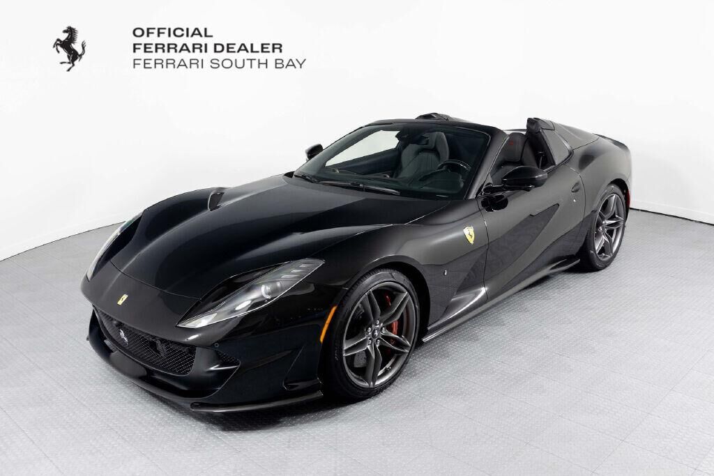 2021 FERRARI 812GTS