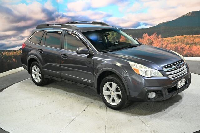 2014 SUBARU Outback