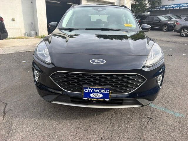 2021 FORD Escape