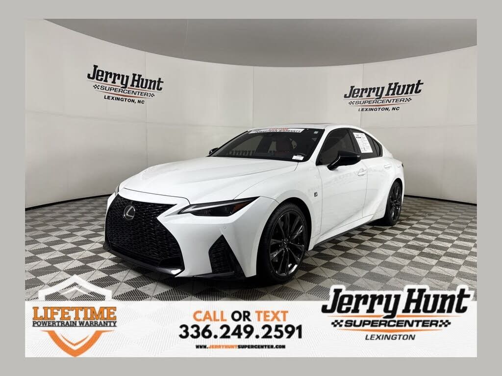 2025 LEXUS IS