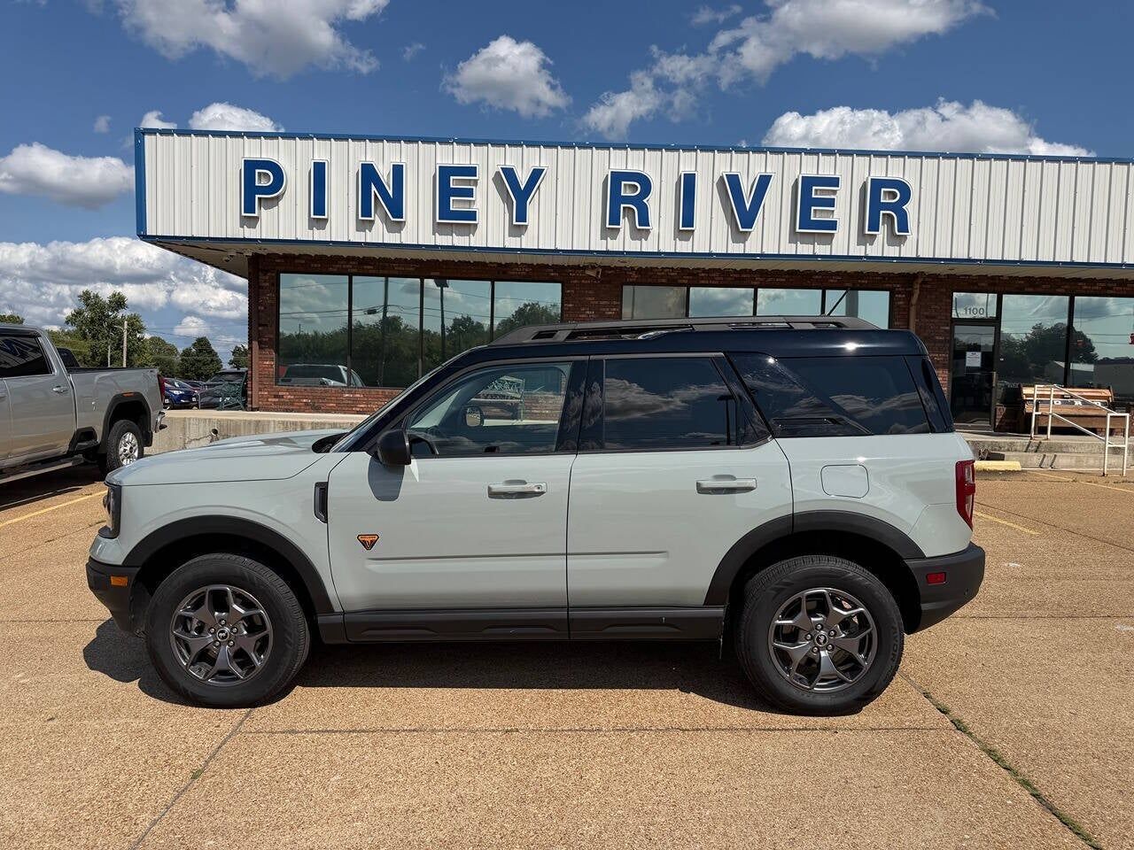 2023 FORD Bronco
