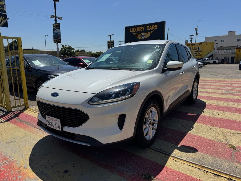 2020 FORD Escape