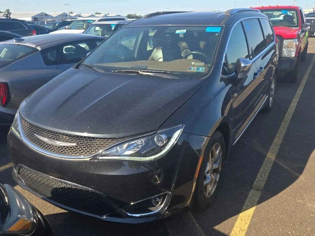 2017 CHRYSLER Pacifica