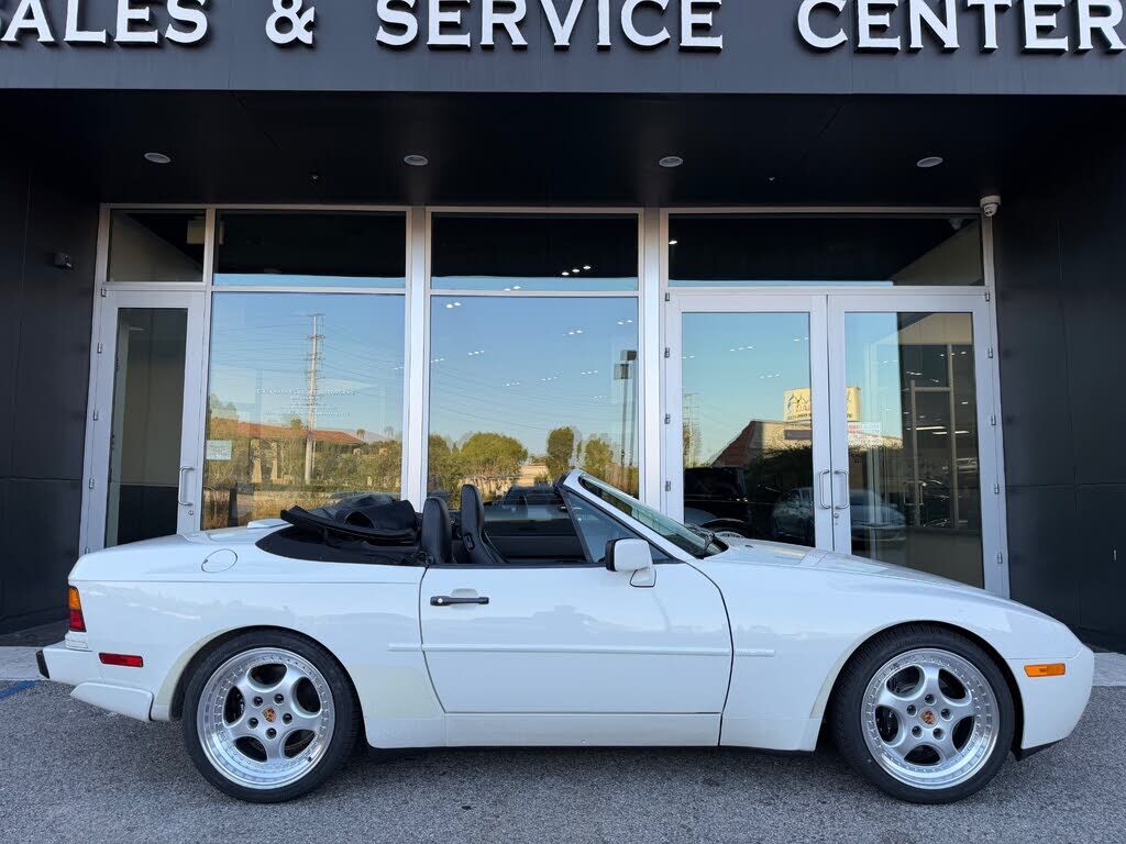 1990 PORSCHE 944