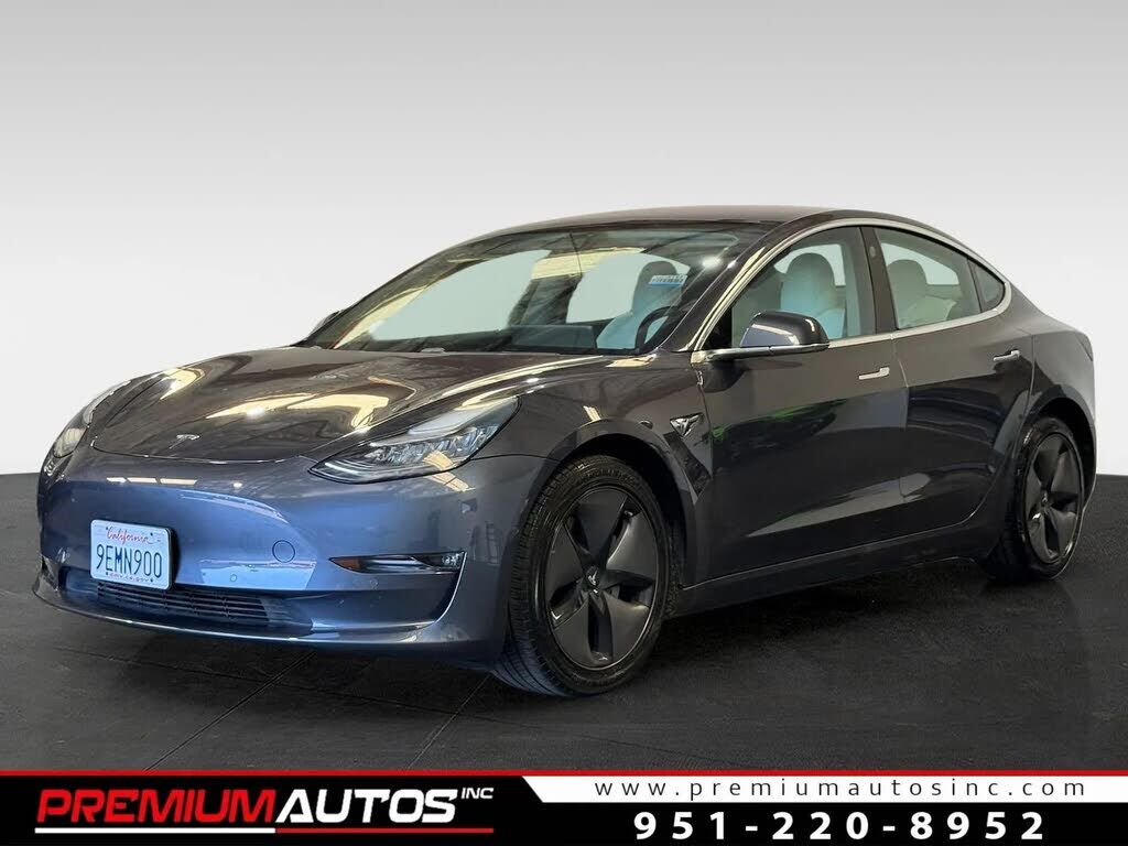 2018 TESLA Model 3