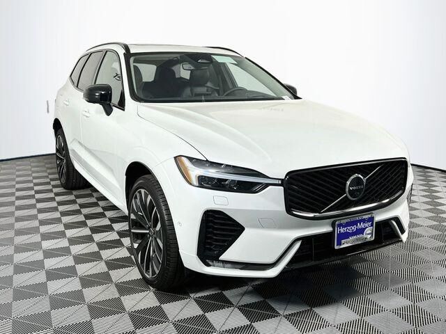 2026 VOLVO XC60