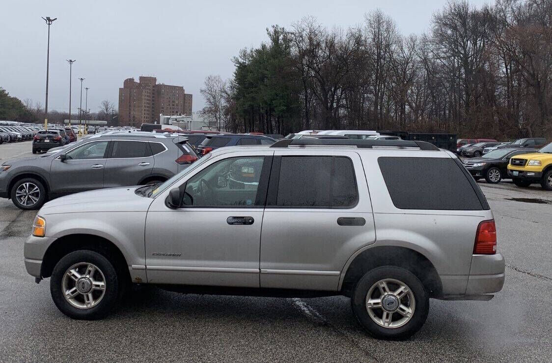 2005 FORD Explorer