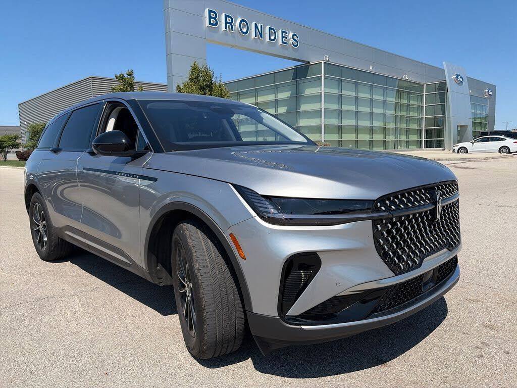 2025 LINCOLN Nautilus