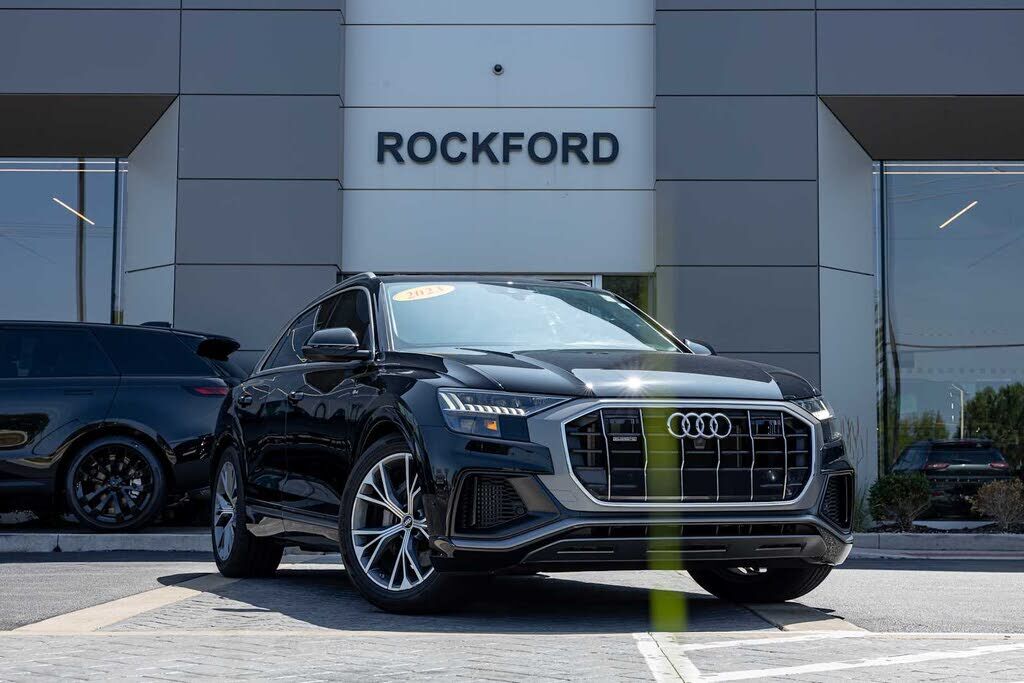 2023 AUDI Q8