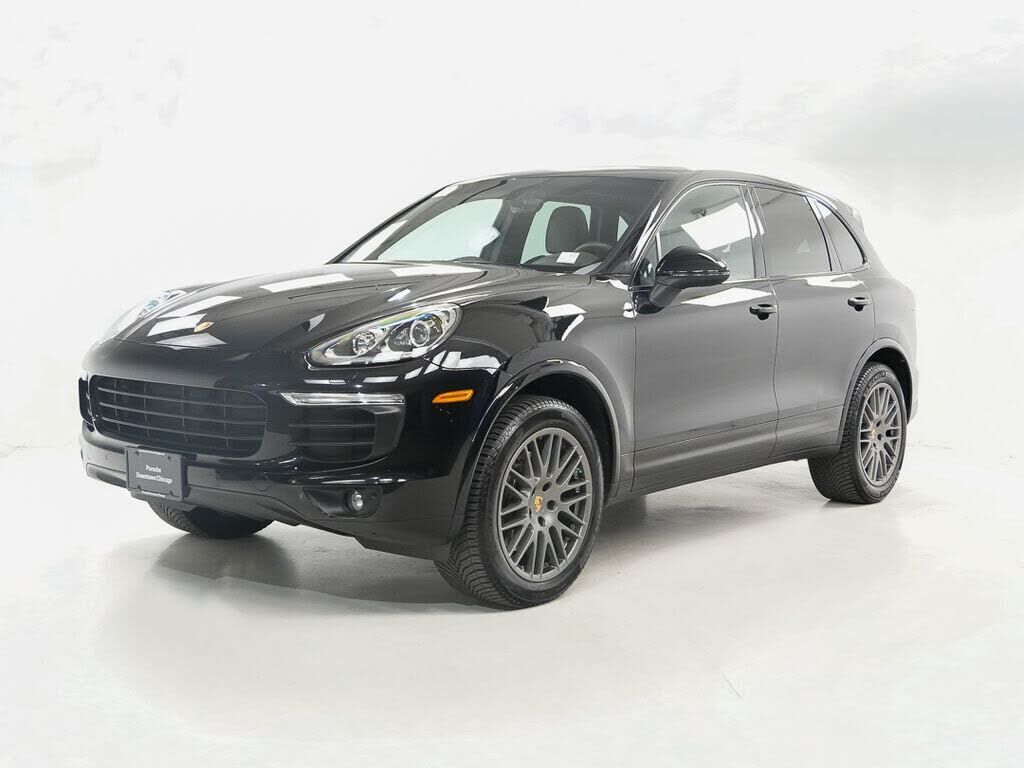 2017 PORSCHE Cayenne