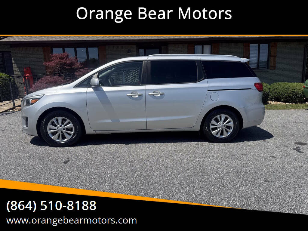 2016 KIA Sedona