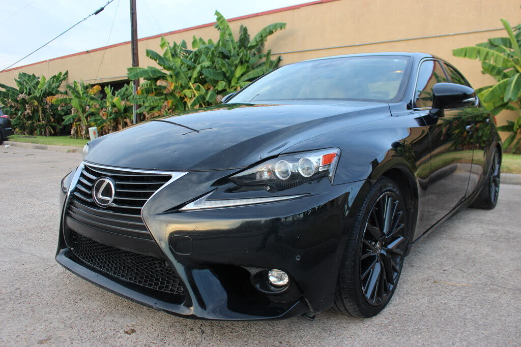 2016 LEXUS IS