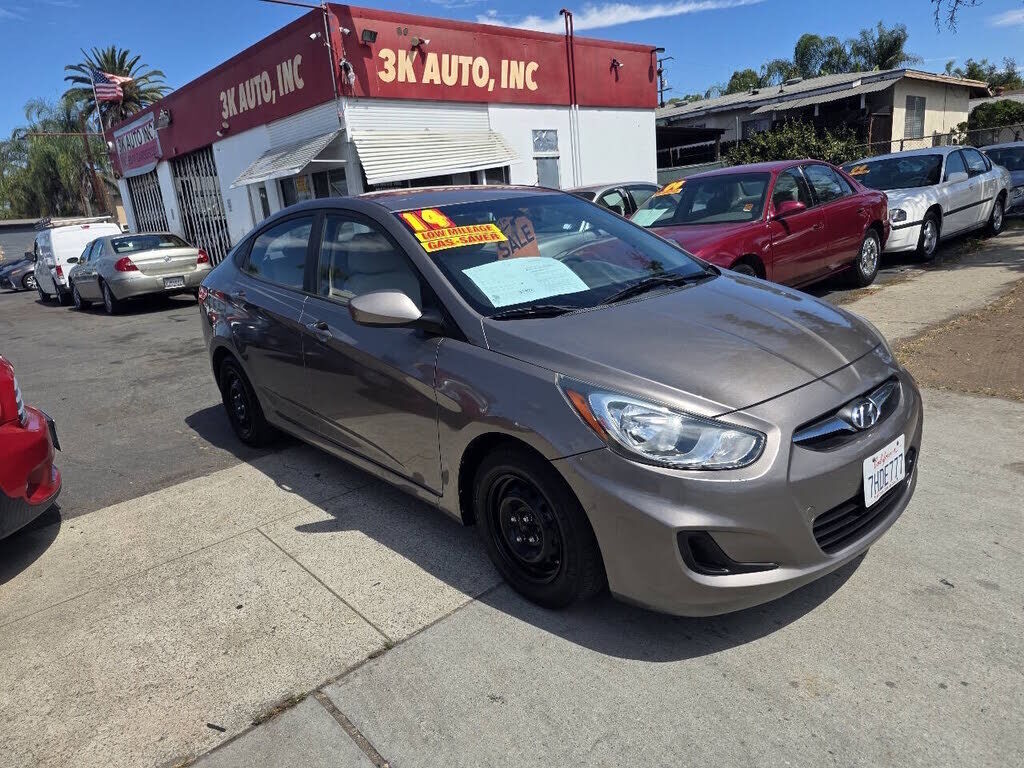 2014 HYUNDAI Accent