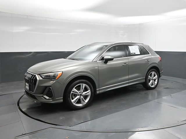 2022 AUDI Q3