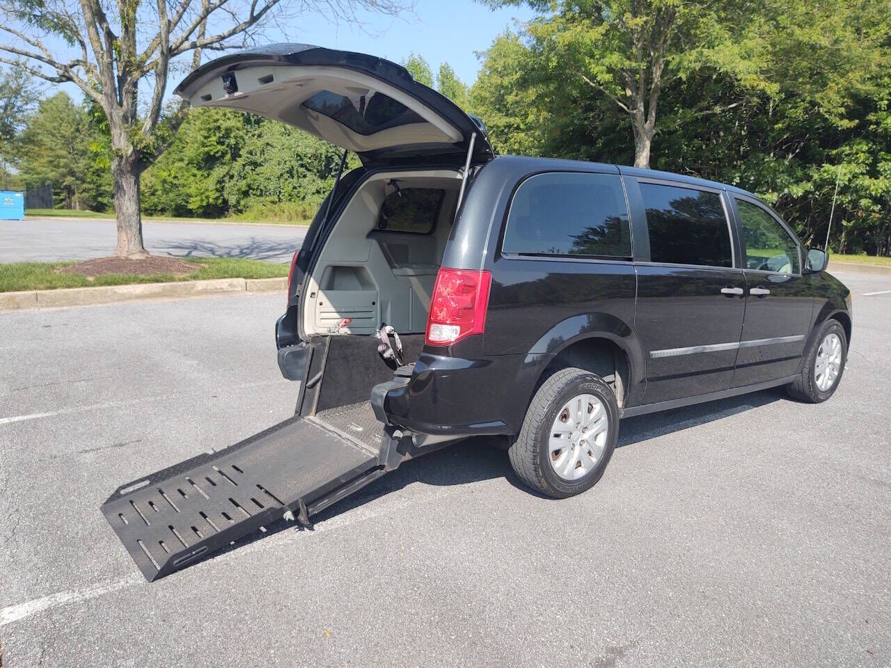 2014 DODGE Grand Caravan