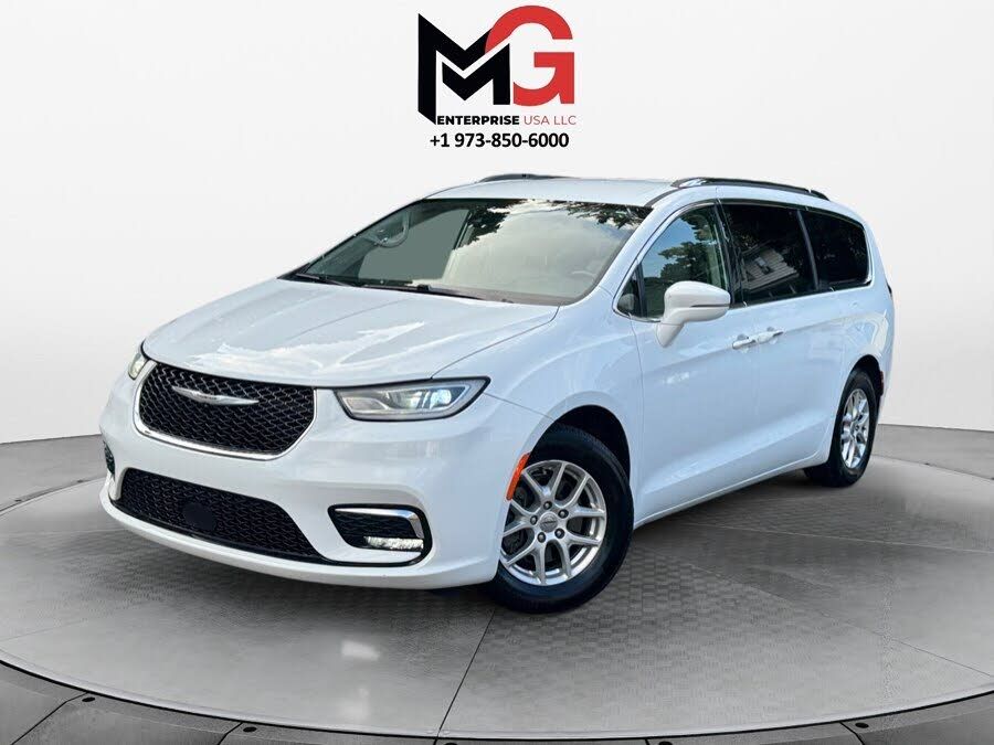 2021 CHRYSLER Pacifica