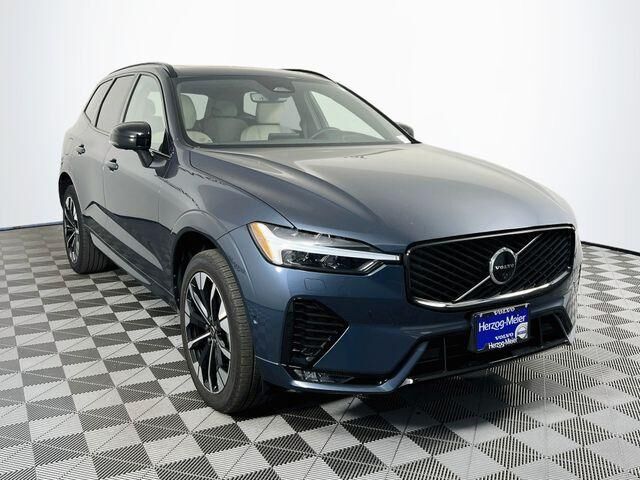 2026 VOLVO XC60