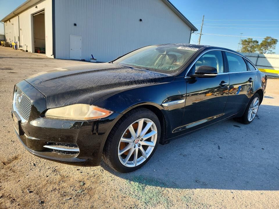 2015 JAGUAR XJ