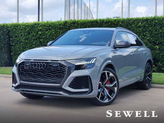 2024 AUDI RS Q8