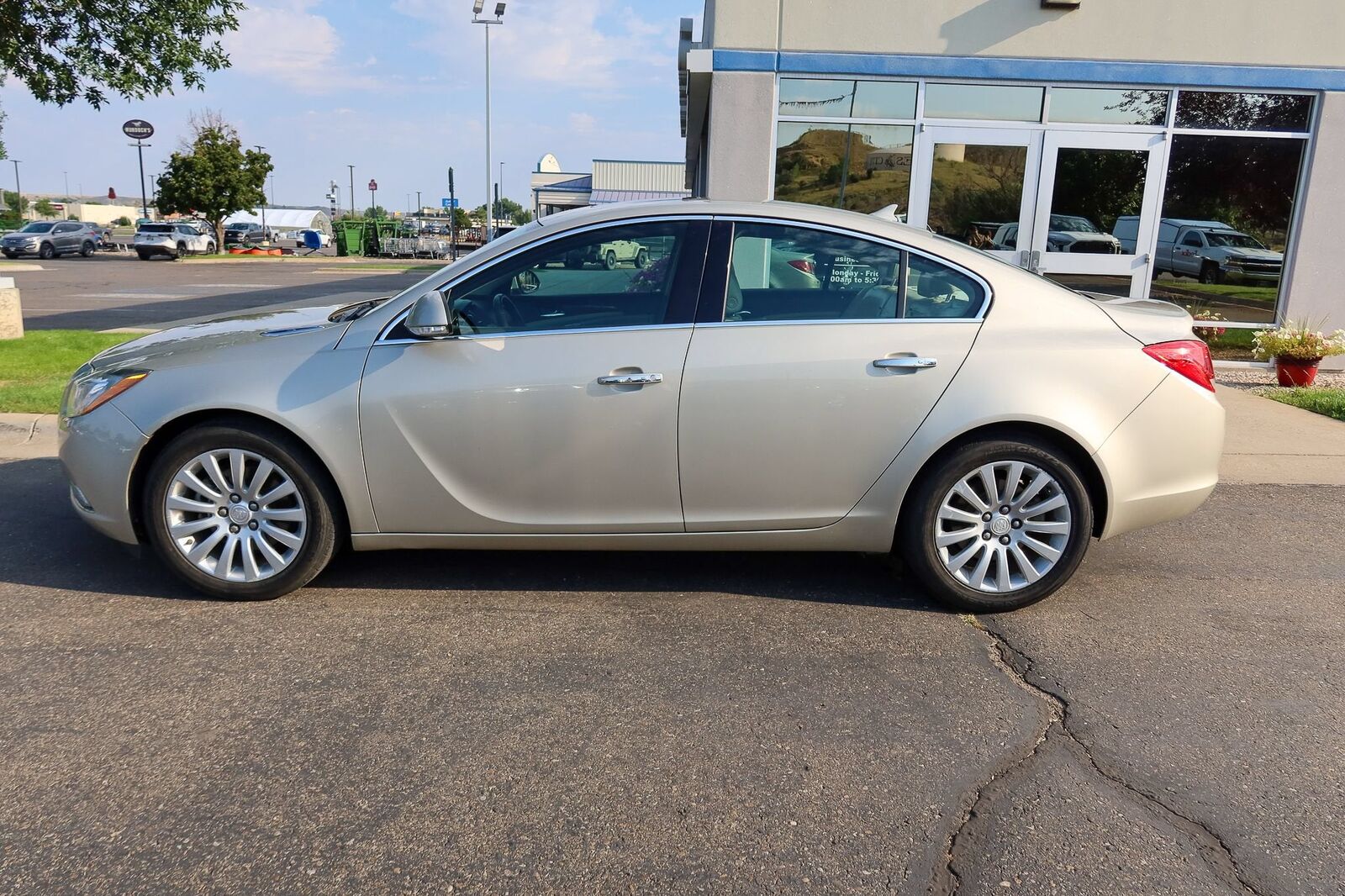 2013 BUICK Regal