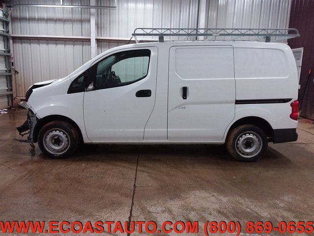 2013 NISSAN NV200