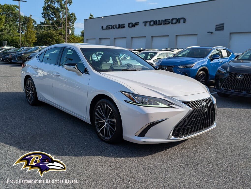 2023 LEXUS ES