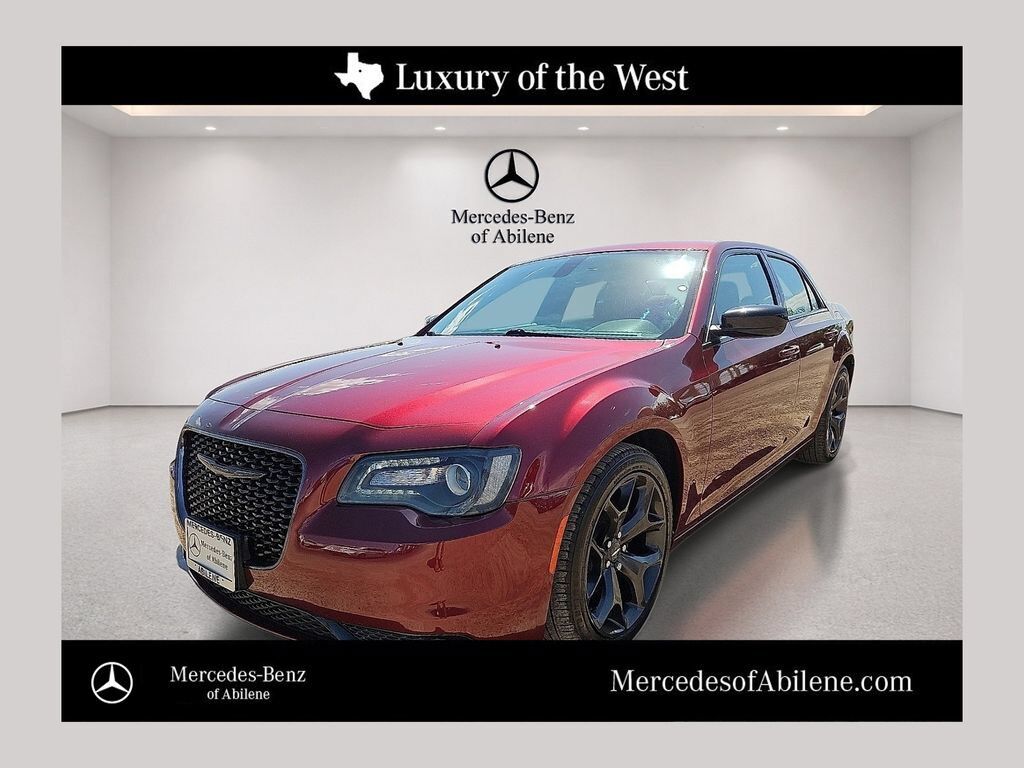 2020 CHRYSLER 300