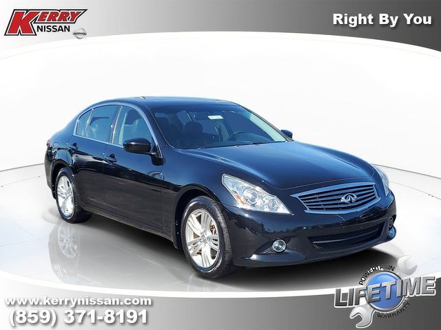 2013 INFINITI G37