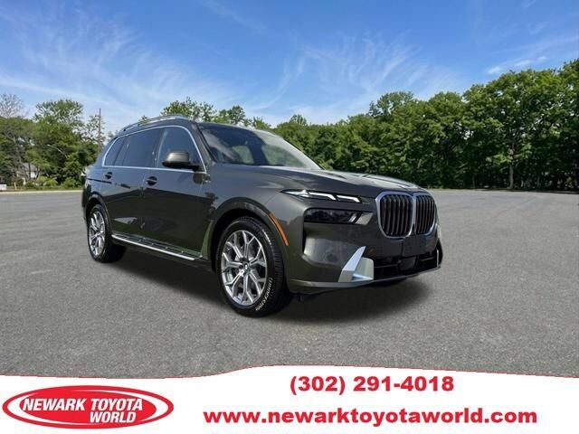 2023 BMW X7