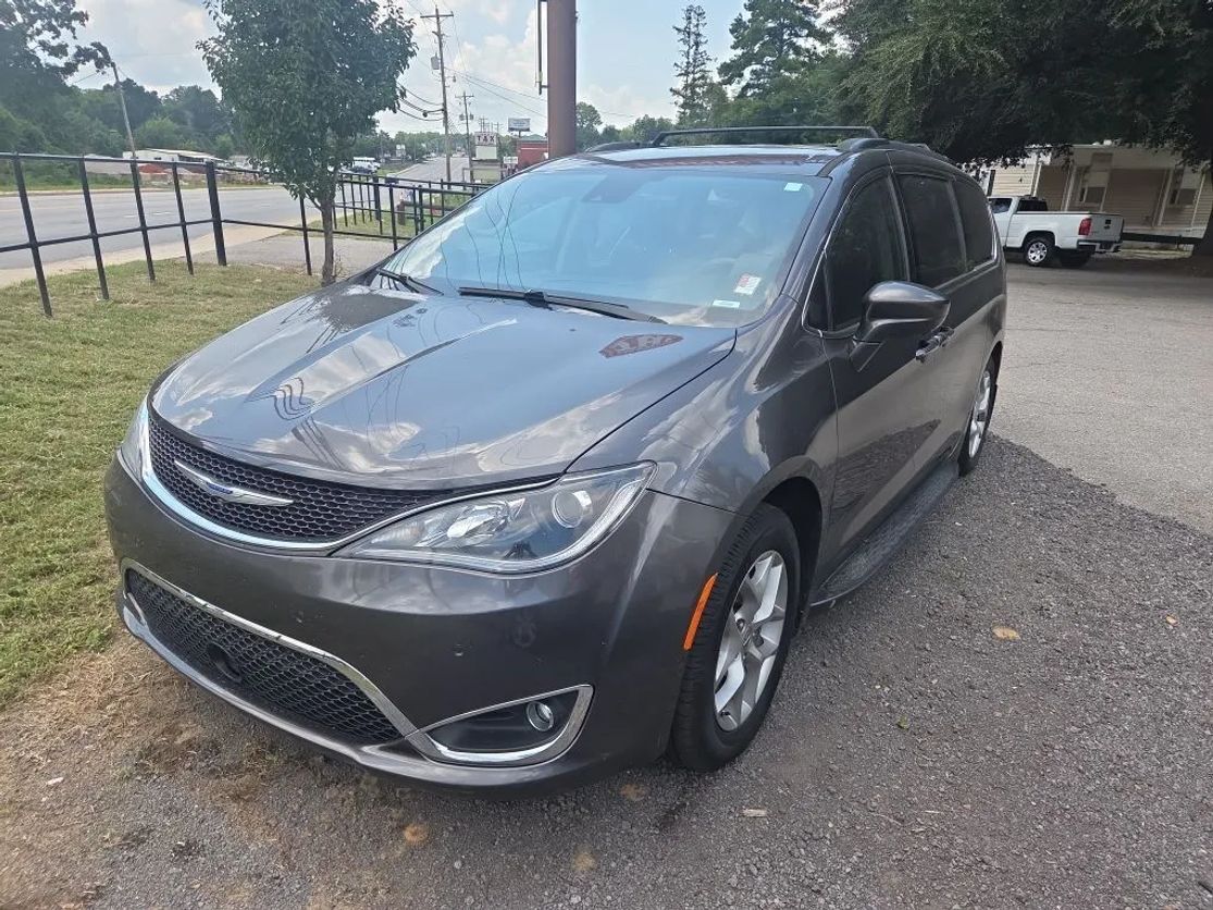 2019 CHRYSLER Pacifica