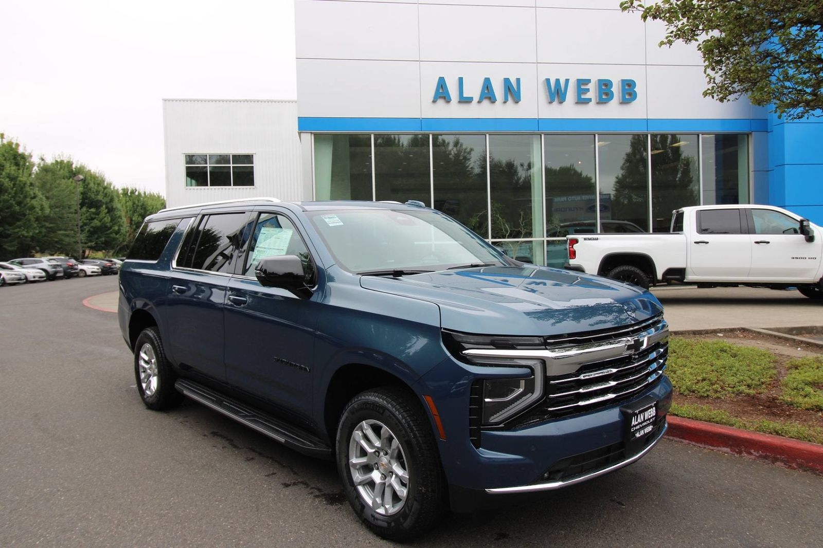 2026 CHEVROLET Suburban