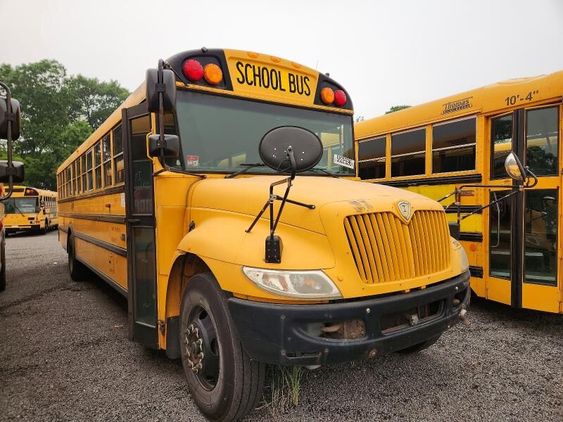 2015 IC BUS PB105
