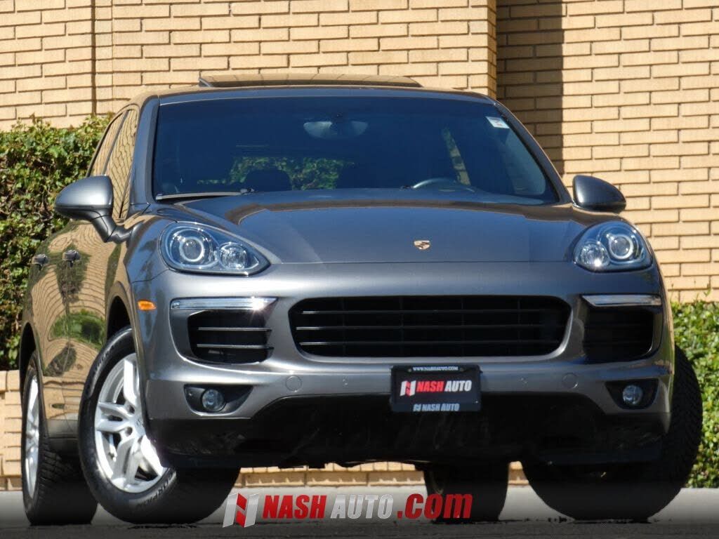 2018 PORSCHE Cayenne